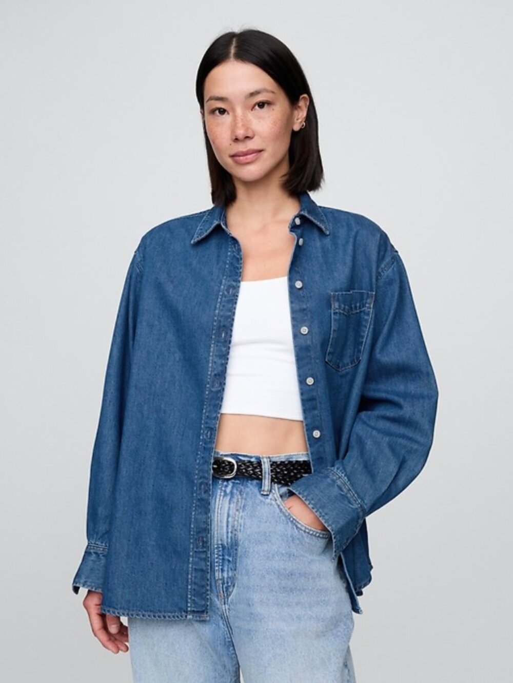 NEW!! Gap Women's Medium Wash Ultrasoft Denim Big Button-Down Shirt L Tall
